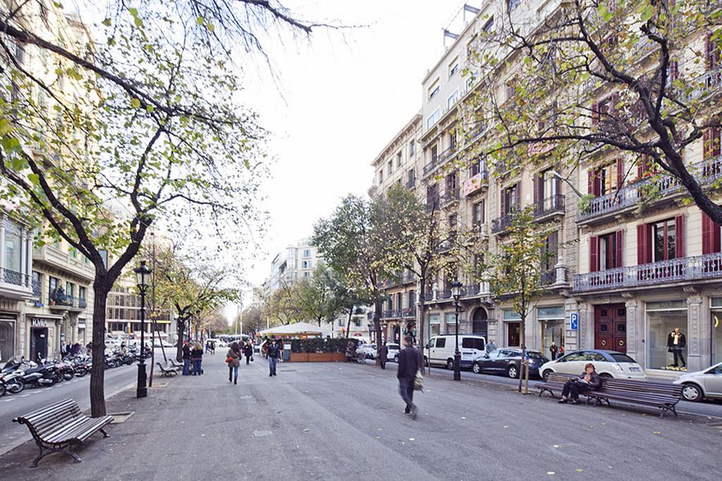 My Space Barcelona Rambla Catalunya Center Bagian luar foto