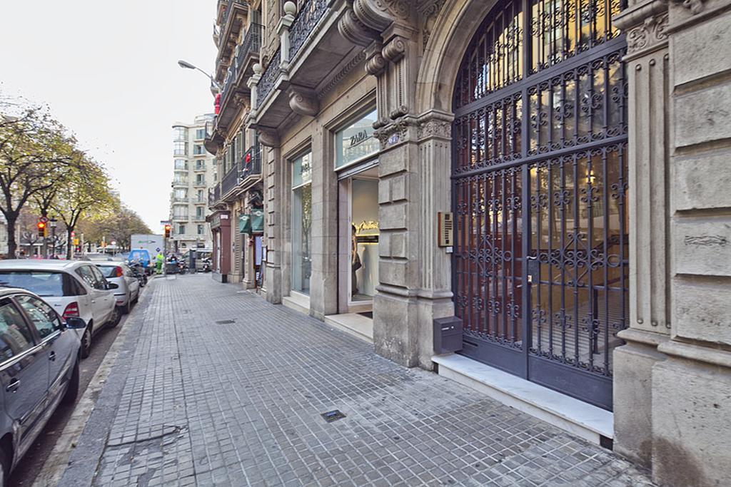 My Space Barcelona Rambla Catalunya Center Bagian luar foto